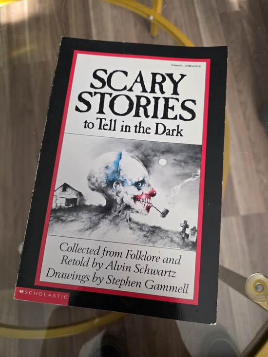Scholastic Other - Scholastic Scary Stories to Tell in the Dark – Book